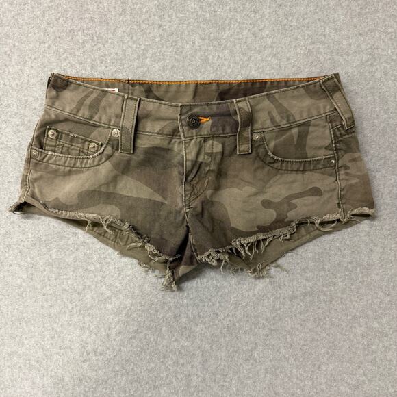 True Religion Bobby Low Rise Green Camo Print Micro Mini Cut Off Camo Shorts 28 - Picture 1 of 8